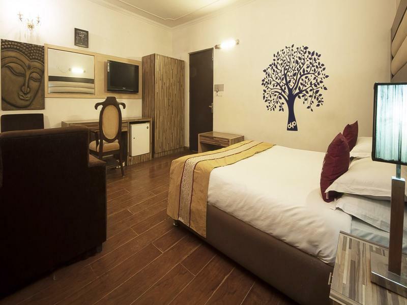 Golden Leaf Hotel New Delhi Exterior foto