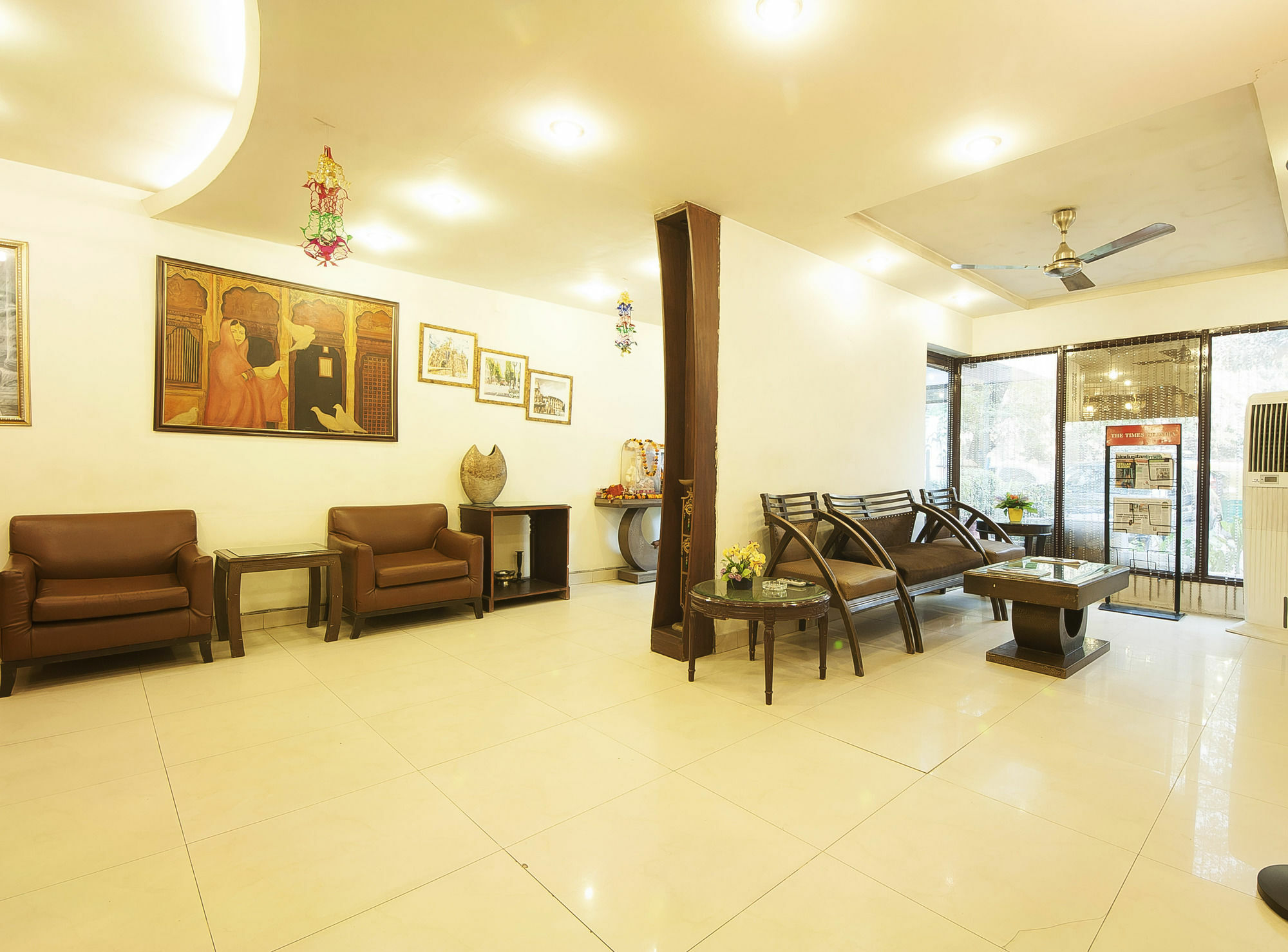 Golden Leaf Hotel New Delhi Exterior foto