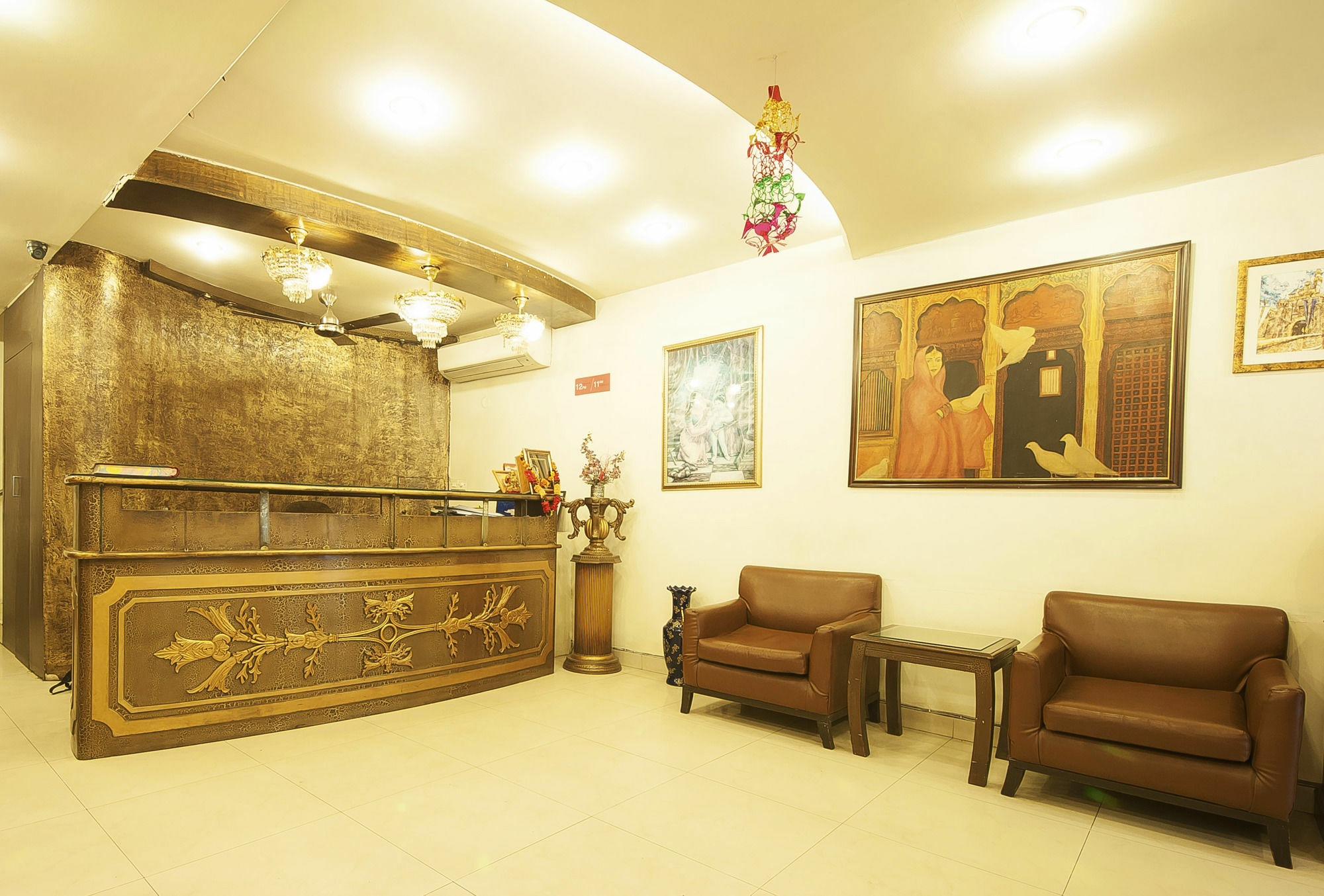Golden Leaf Hotel New Delhi Exterior foto
